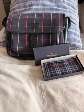 Vintage Burberry's Nova Check Messenger Bag Pre-1999 and soft wallet case